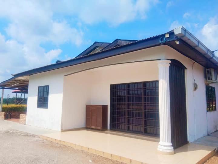 Casa Villa Homestay Sekinchan Buitenkant foto